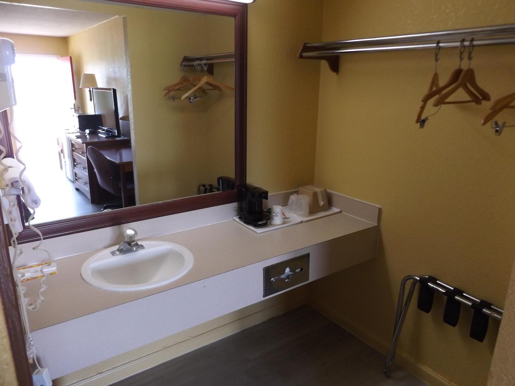 Regency Inn Конкордія Екстер'єр фото
